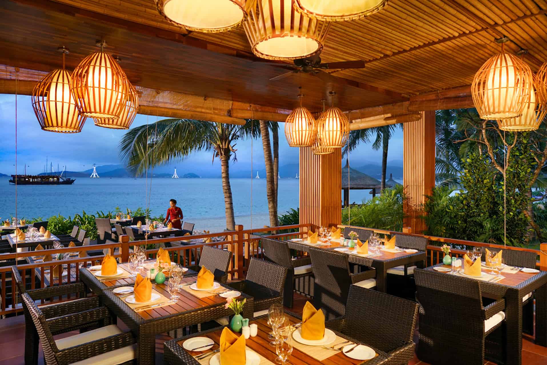 Lý do săn voucher Vinpearl Nha Trang