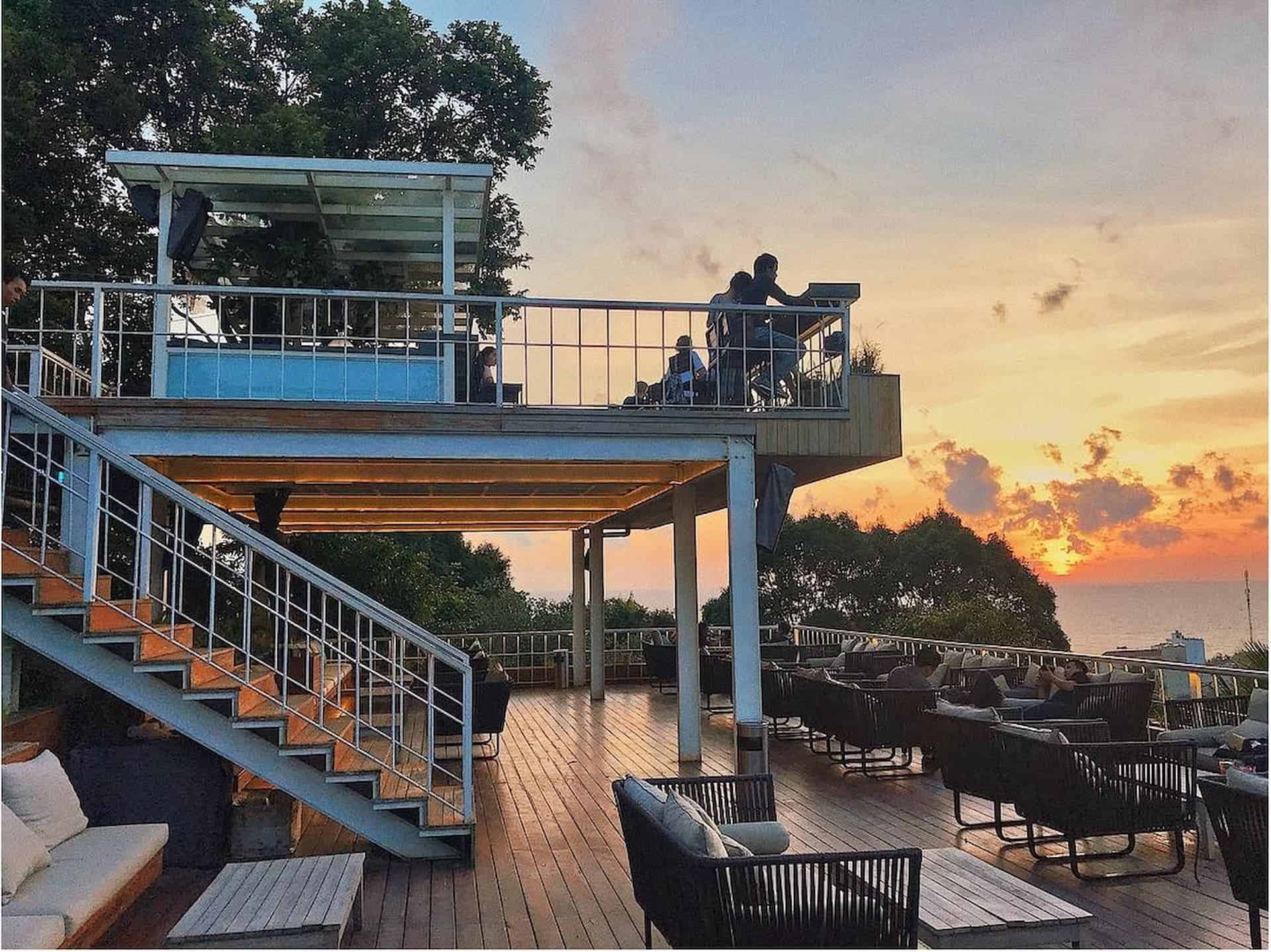 Quán cafe Chuồn Chuồn Bistro - Skybar - quán cà phê đẹp Phú quốc