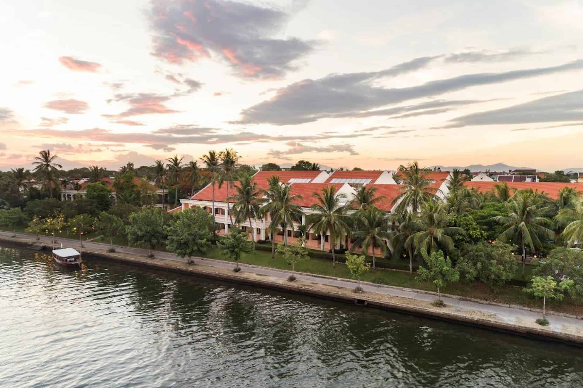 thumbnail Voucher nghỉ dưỡng sang trọng Anantara Hội An Resort 5 sao, 2 ngày 1 đêm
