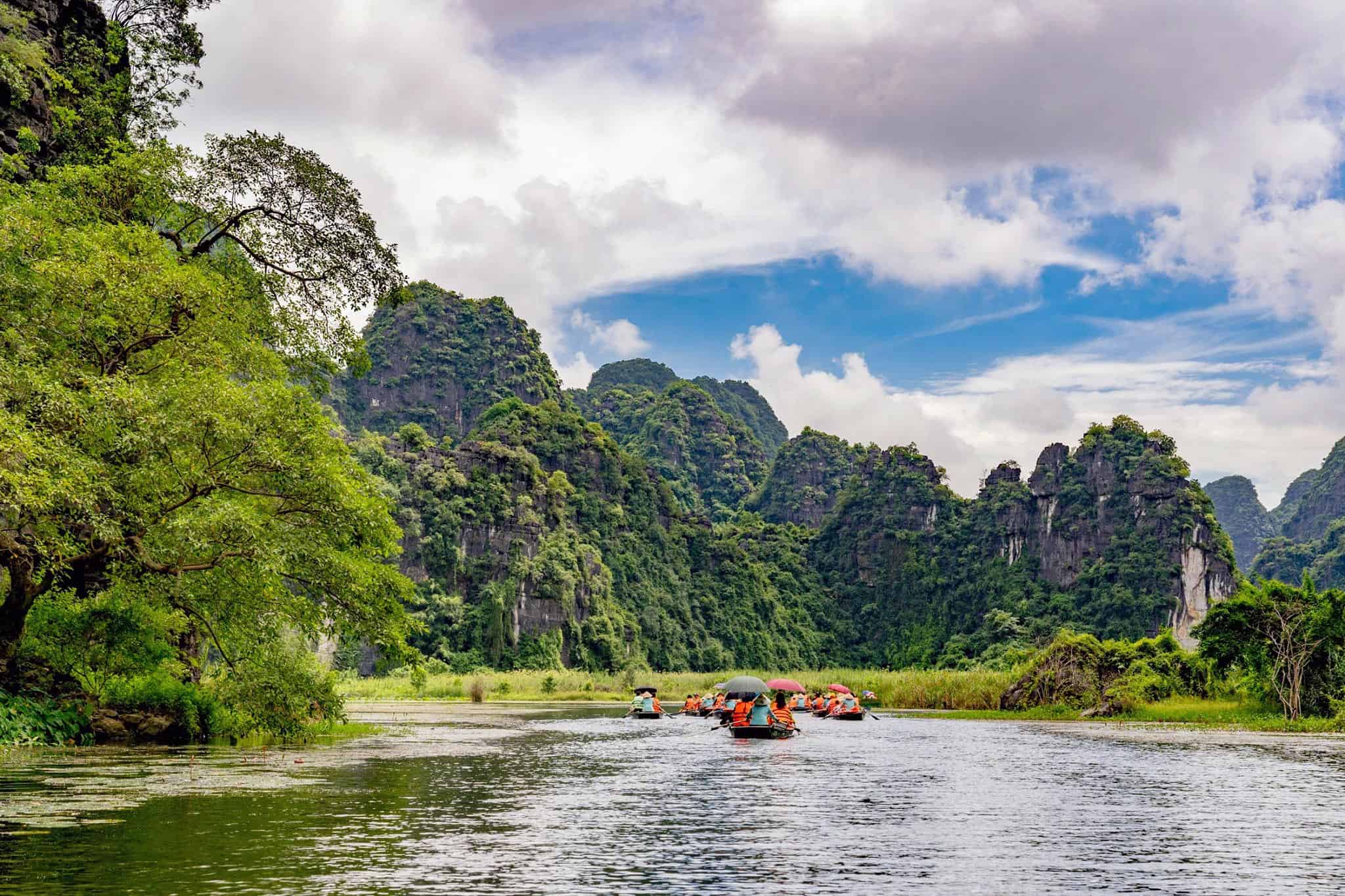 Tìm vé máy bay giá rẻ đi TP. Hồ Chí Minh