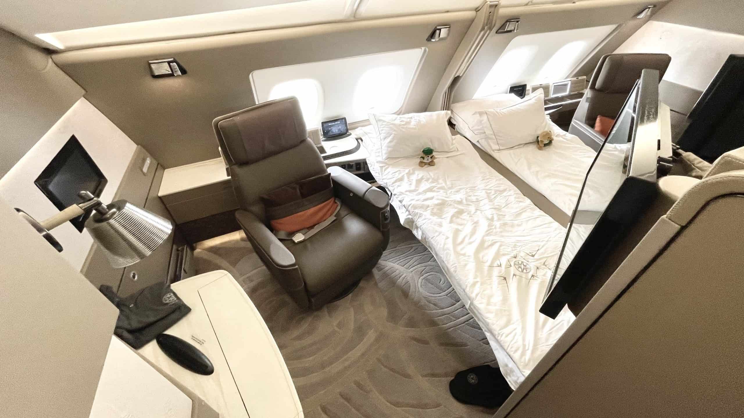 Vé máy bay đi Thụy Sĩ - Hãng hàng không Singapore Airlines