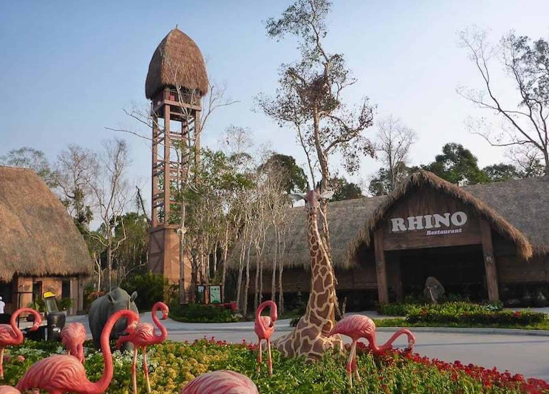 Nhà hàng Rhino - review Vinpearl Safari Phú Quốc