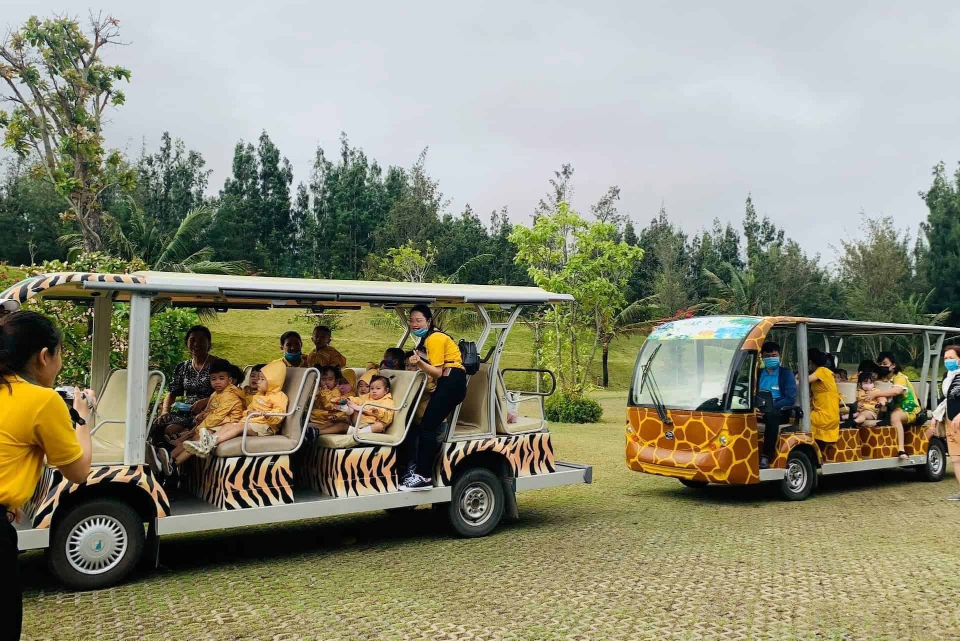 Xe điện trong Safari Phú Quốc