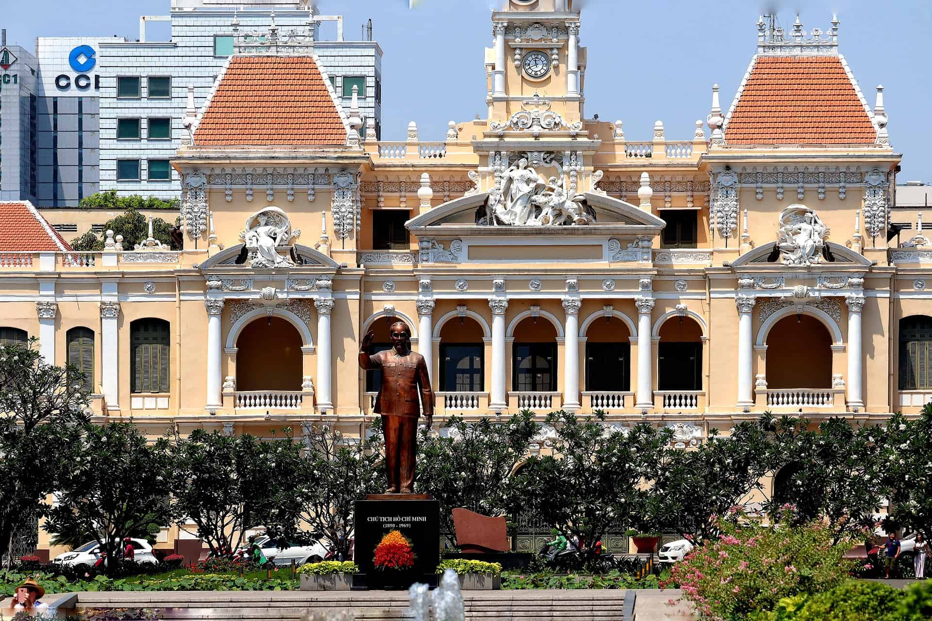 Mua vé máy bay đi Sài Gòn giá rẻ