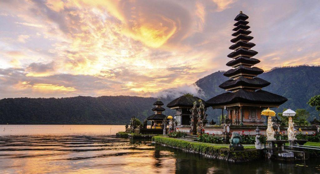 Vé máy bay thẳng đi Indonesia - Thời điểm đi Indonesia
