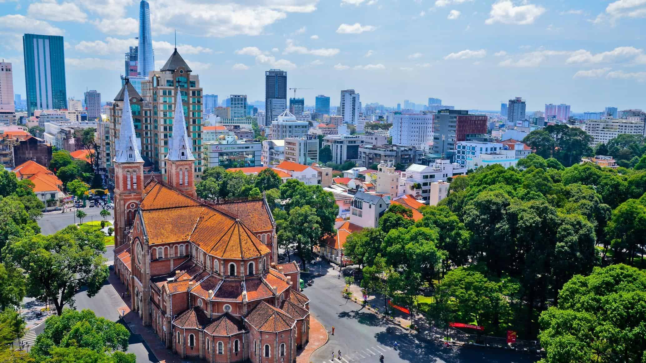 Tìm vé máy bay giá rẻ đi TP. Hồ Chí Minh