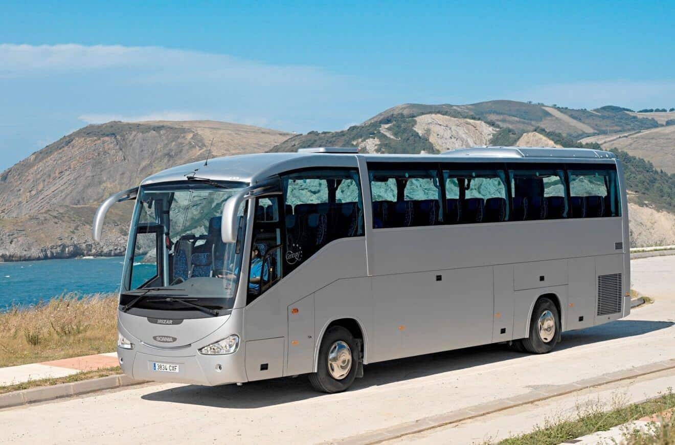 Hành khách có thể chọn xe bus là phương tiện di chuyển