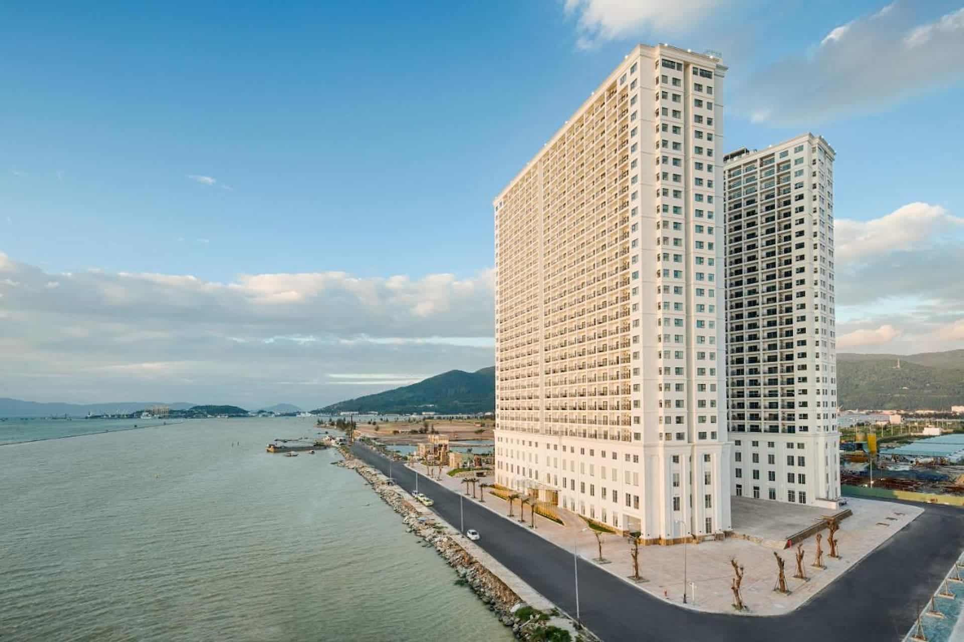 Voucher nghỉ dưỡng sang trọng Golden Bay 5 sao 2 ngày 1 đêm tại Sơn Trà, Đà Nẵng