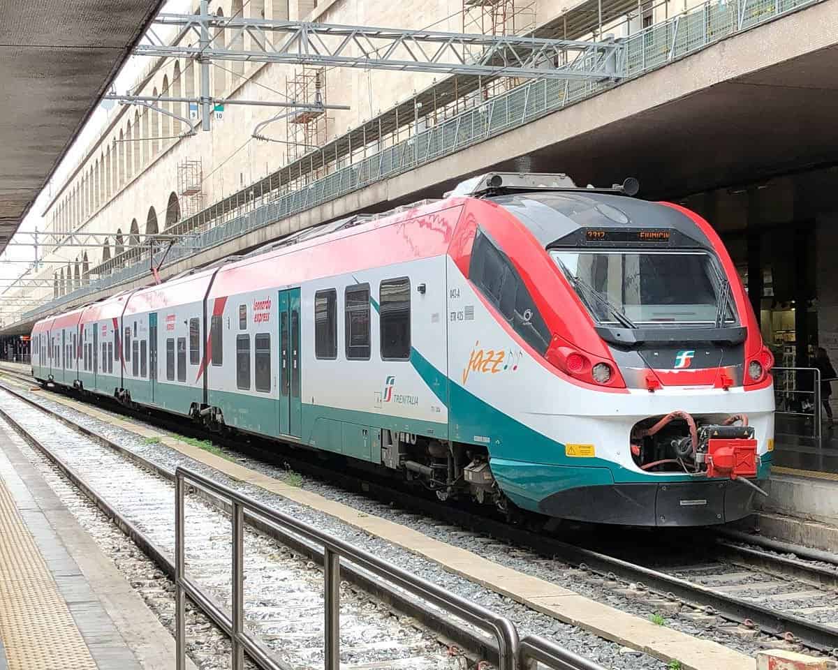 Tàu Leonardo Express là một lựa chọn lý tưởng dành cho hành khách