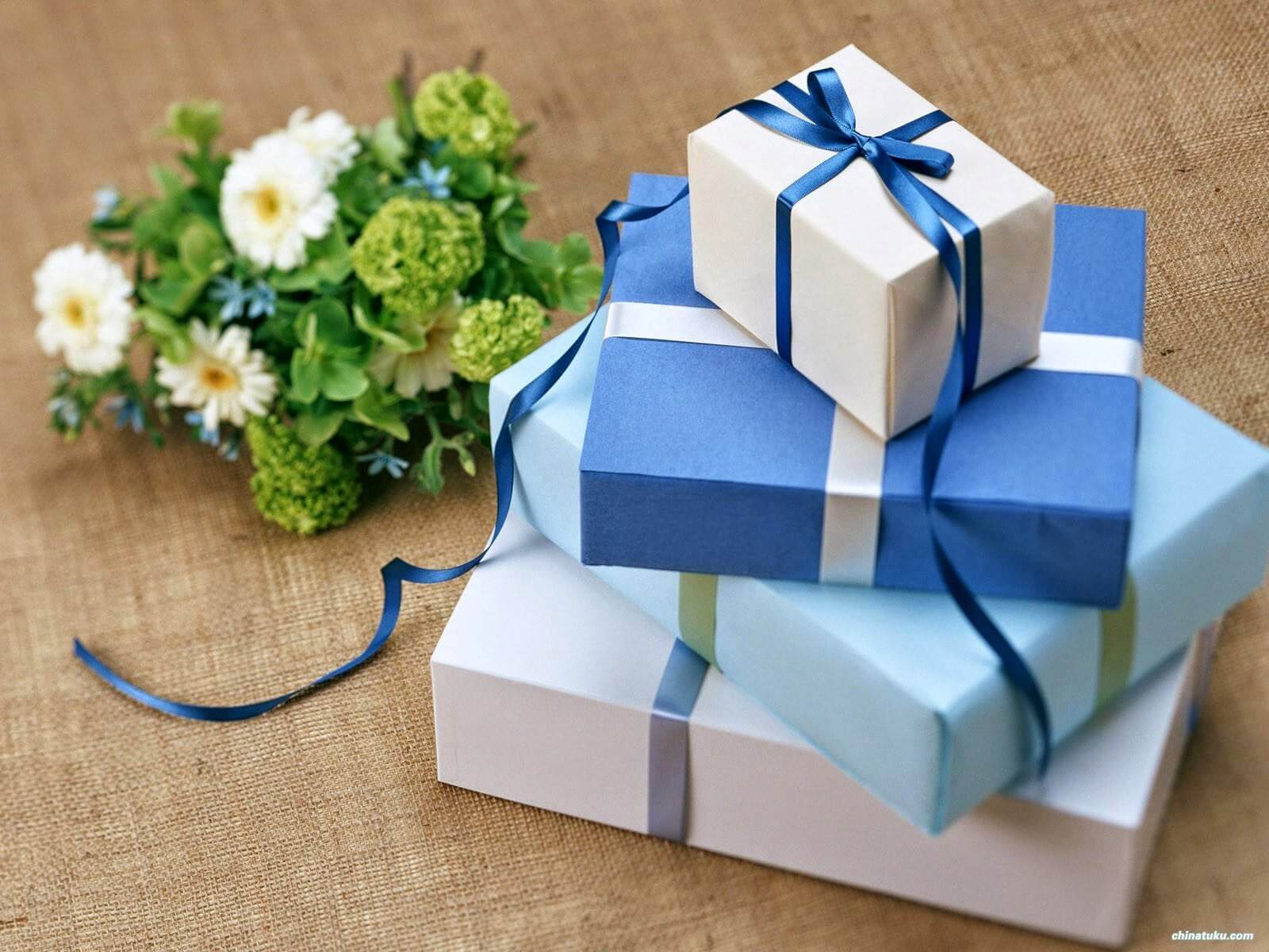 Tặng quà sinh nhật cho bố 40 tuổi thế nào là hợp lý?