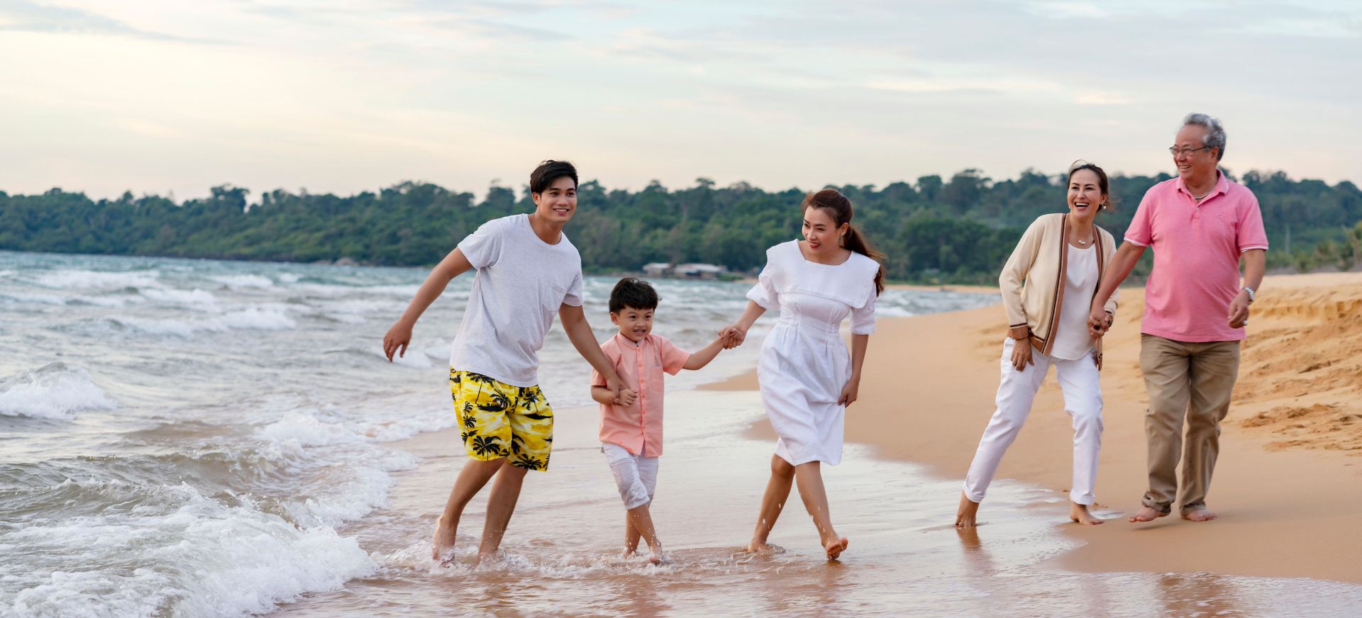 Gợi ý những món quà cho mẹ đầy tinh tế và yêu thương