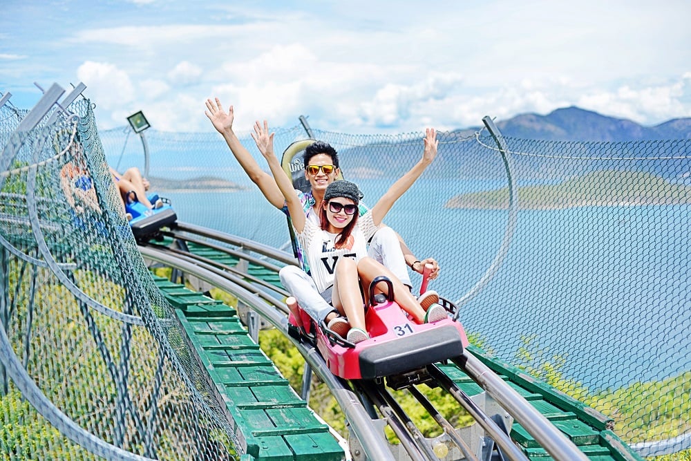 Trượt núi Vinwonders Nha Trang
