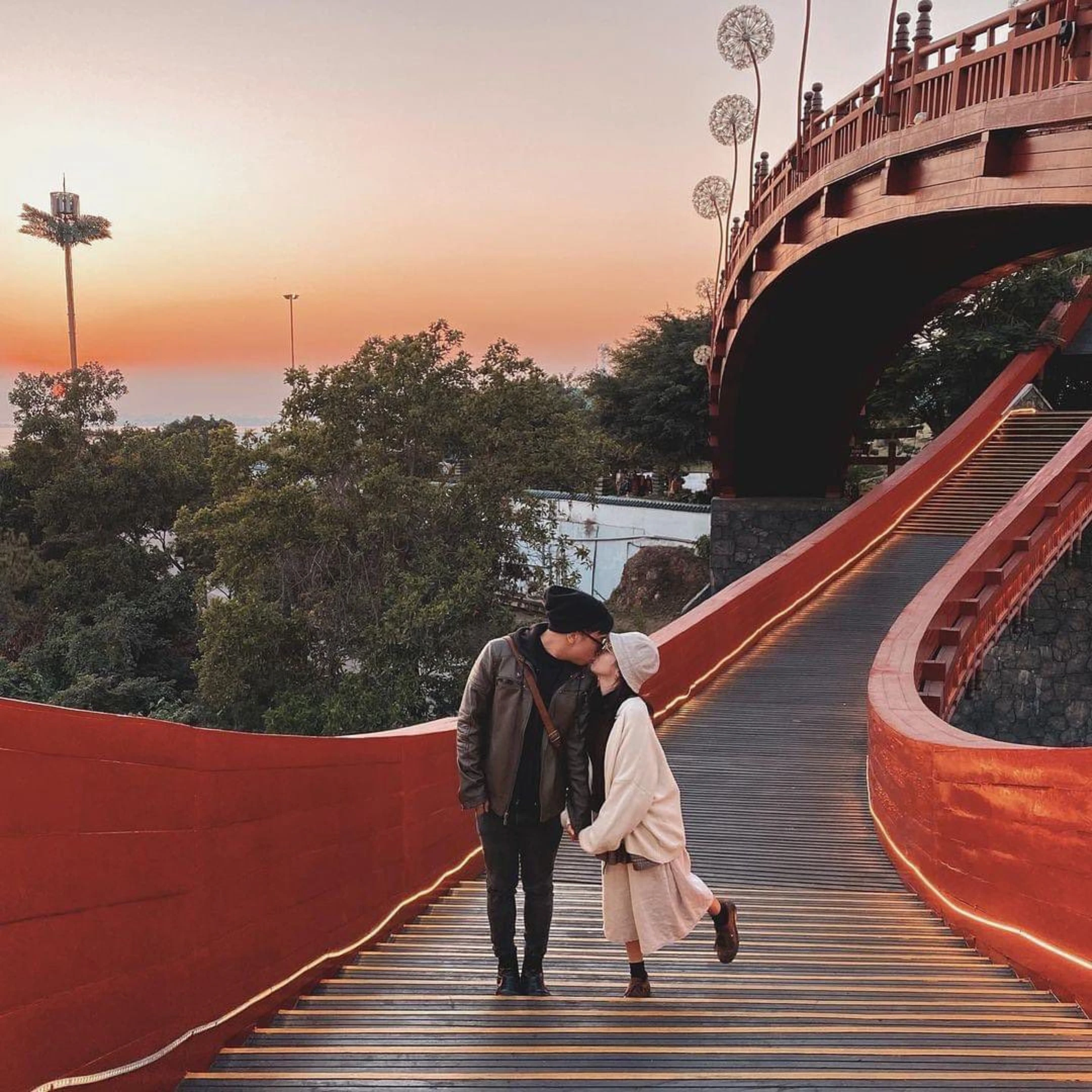 Kinh nghiệm đi cáp treo Nữ Hoàng Hạ Long