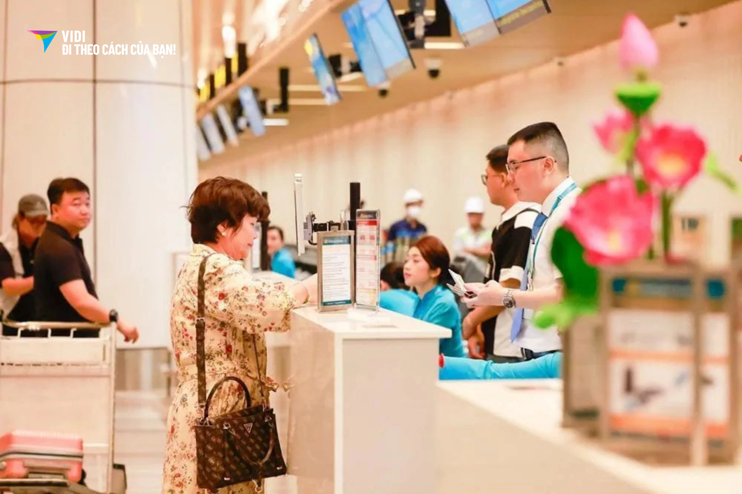 Dịch vụ hỗ trợ người già đi máy bay quốc tế