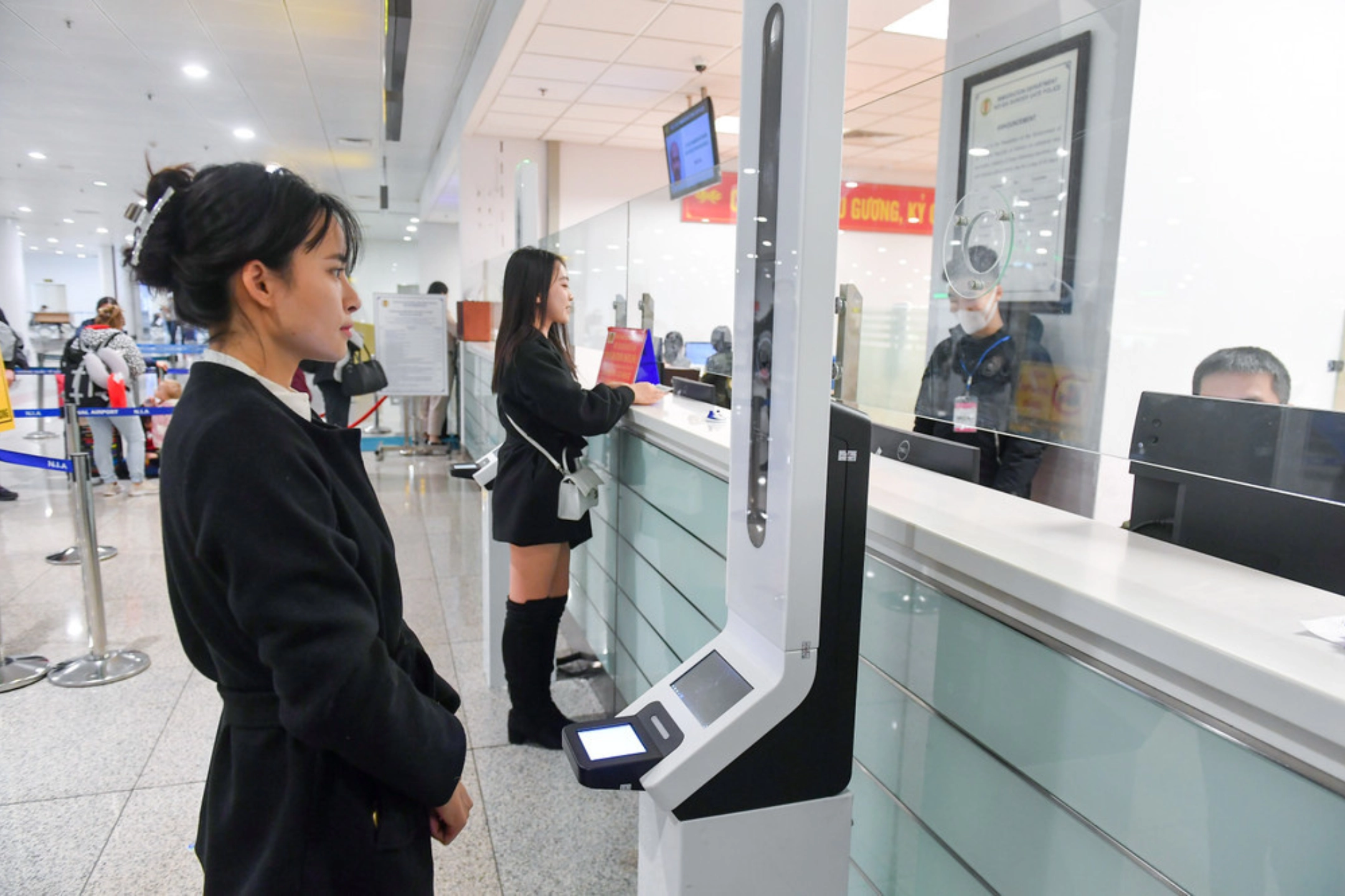 Chi tiết thủ tục xuất cảnh tại sân bay Nội Bài