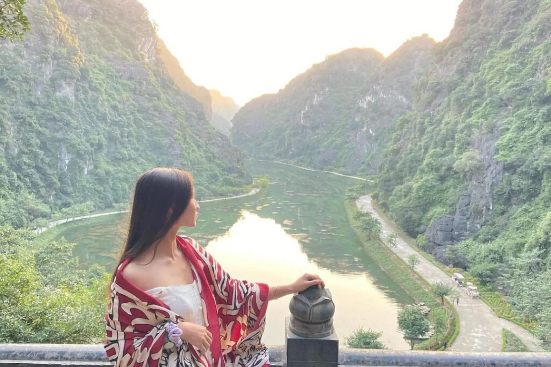 Tour Ninh Bình 1 ngày: Hà Nội - Tuyệt Tình Cốc - Tràng An - Hang Múa