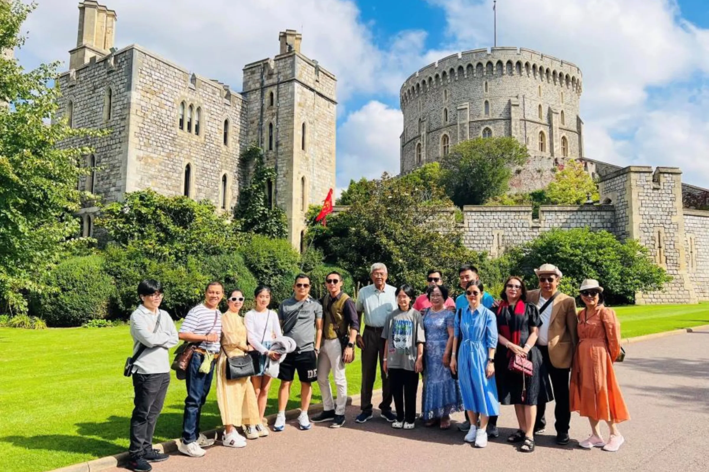 Tour du lịch Anh Quốc Tết 2026: London – Scotland – Manchester (9 ngày 8 đêm)